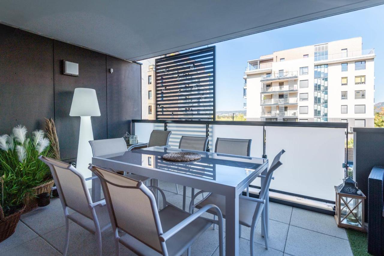 Vire Moulin Furnished Flat Lejlighed Annecy Eksteriør billede